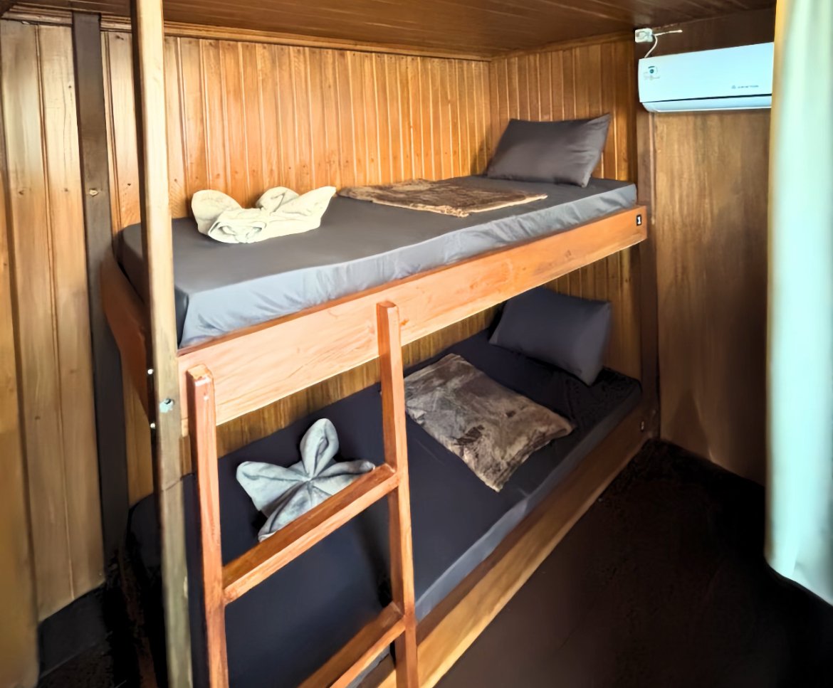 Bunk Bed Single 17Tour Agency