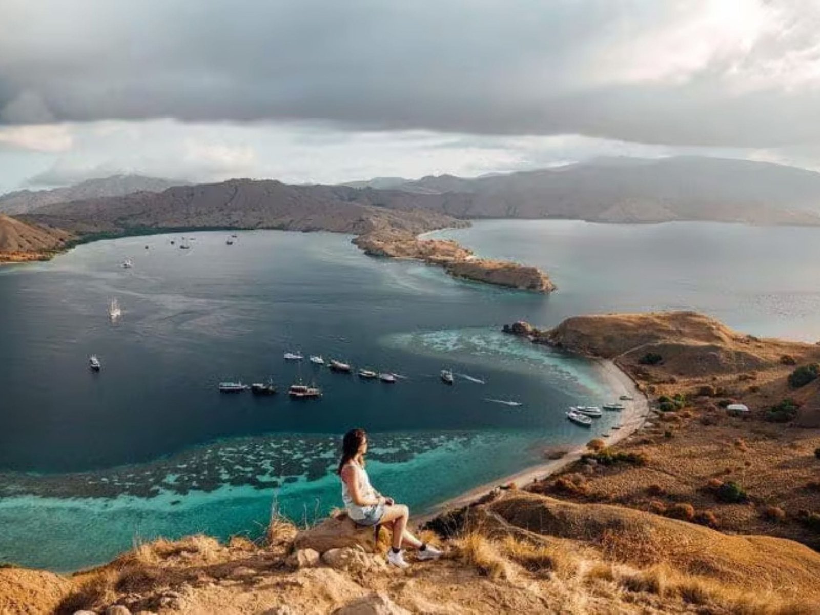 Gili Lawa darat 17Tour Agence