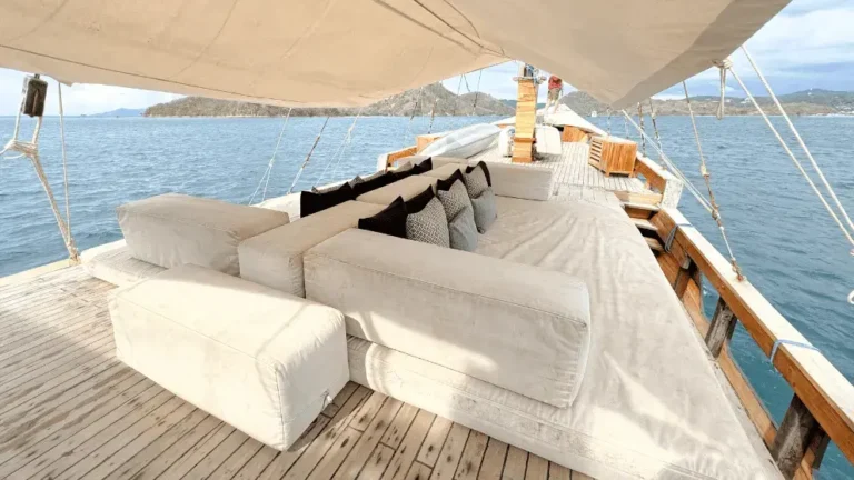 barco-black-beard-komodo