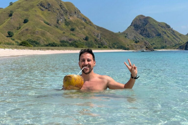 drink coconut in the sea geotag 17Tour Agency