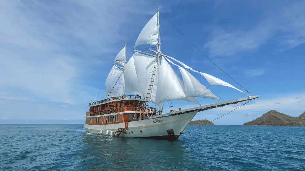 3d2n komodo tour, komodo tour package