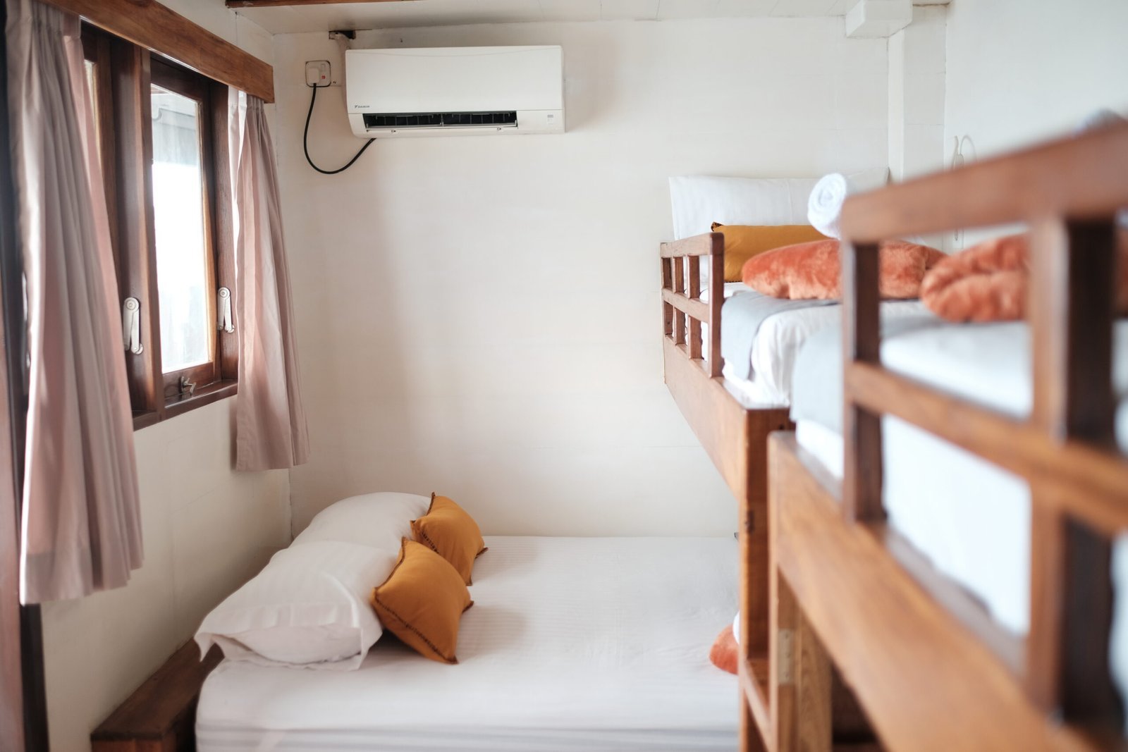 Kanawa Cabin Sukha Sail